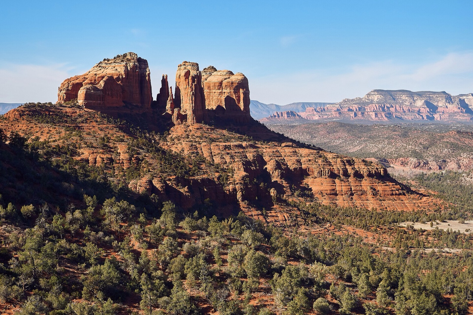 Cathedral Rock in Sedona, Arizona, seen from the Cathedral Rock Loop Trail under a clear sky
